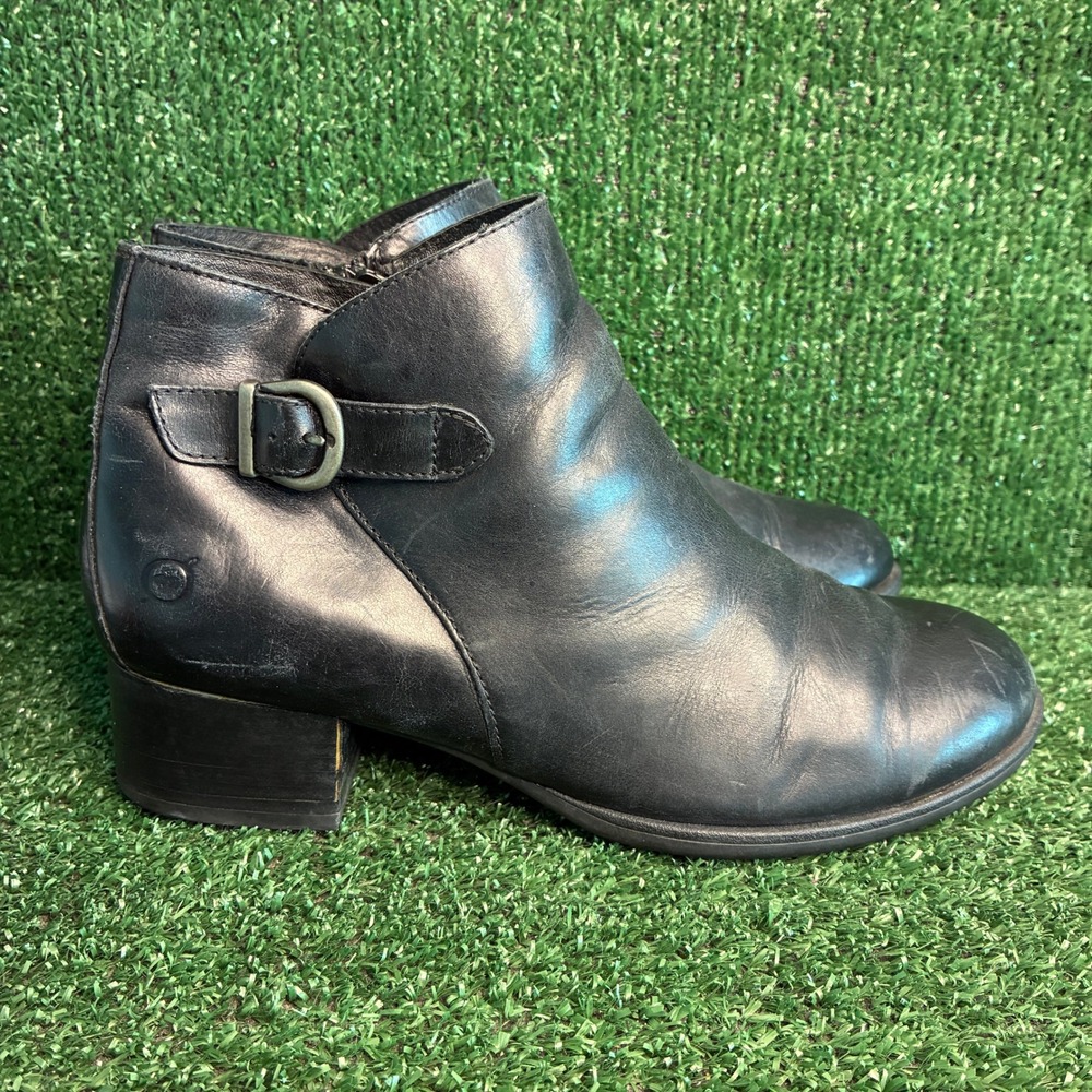 Born Phobos Leather Buckle Side Zip Ankle Block Heel Booties Black Womens Sz 9 M